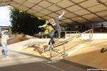 Tommy Sandoval - fs nose bluntslide